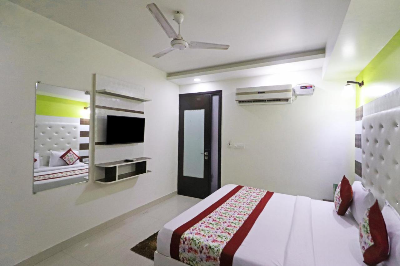 Hotel Star Inn Suite - Delhi Airport ニューデリー エクステリア 写真